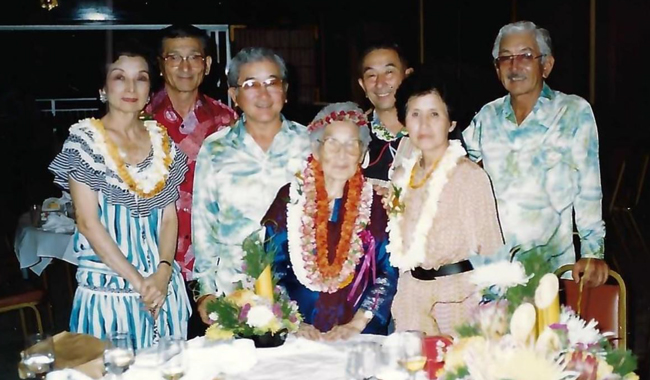 Yosh-Nakano-Auntie-Jane-6